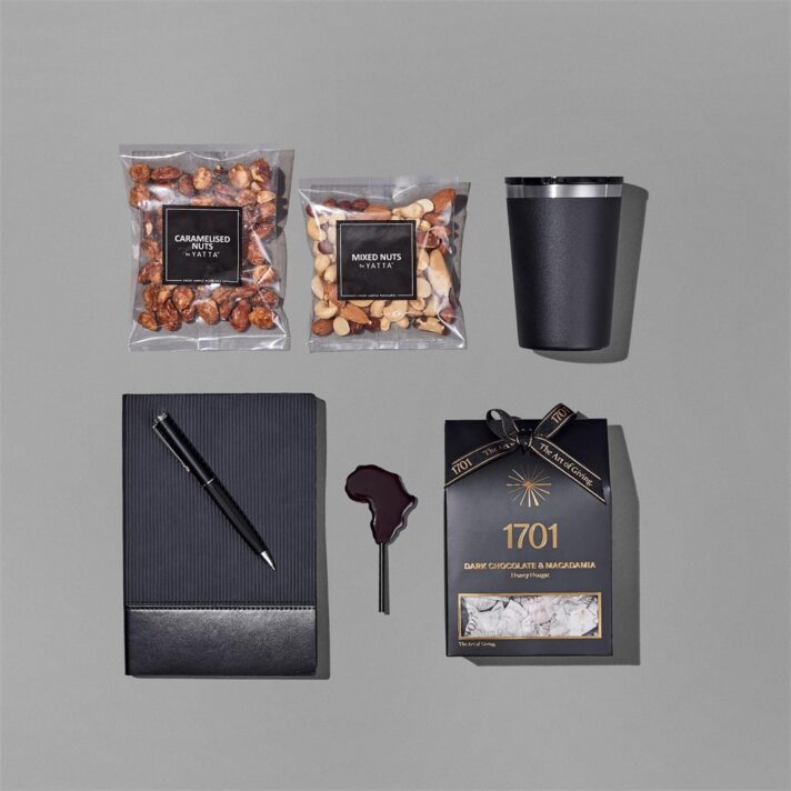 Yatta Elegant Ensemble Hamper - Image 3