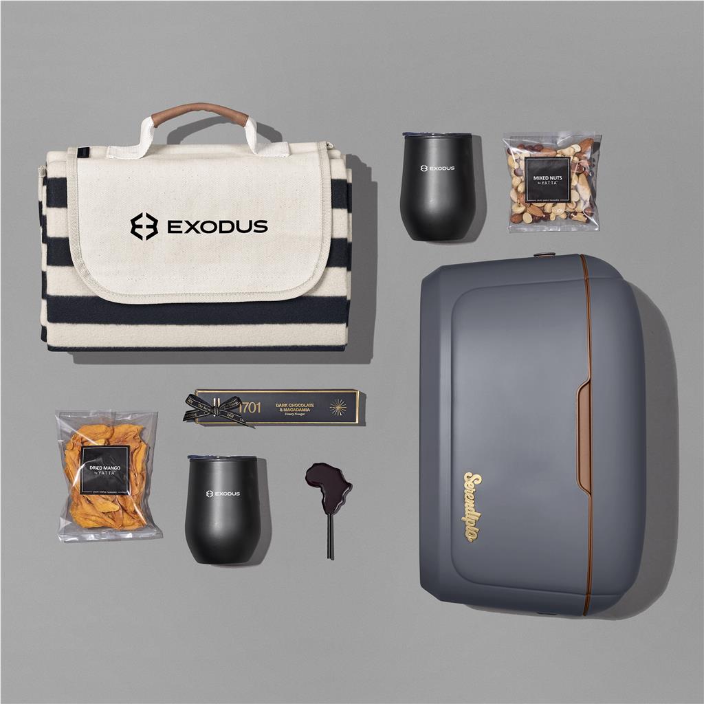 Yatta Outdoor Indulgence Hamper - Image 10