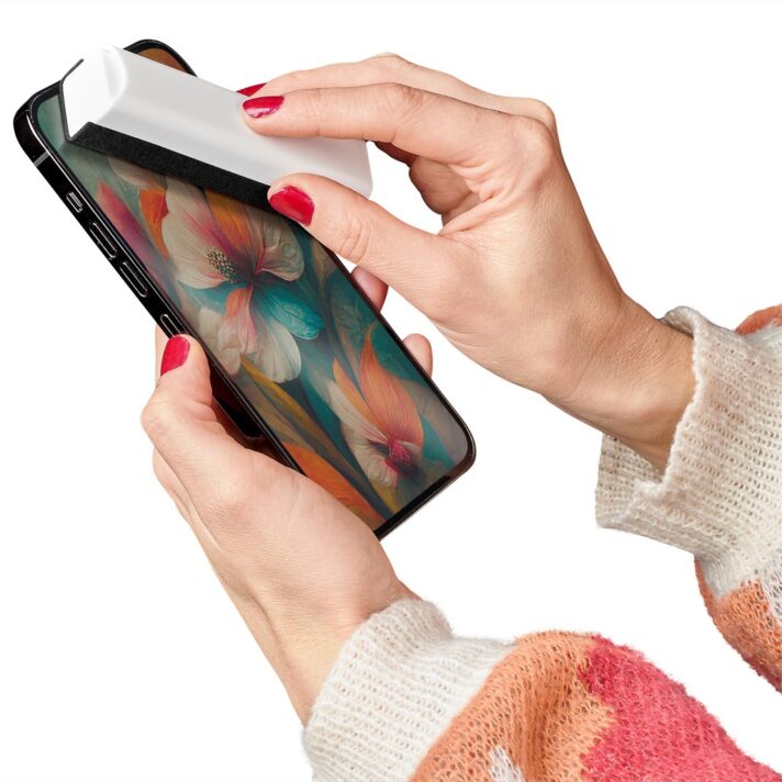 Altitude Slick Sanitising Screen Cleaner with Phone Stand - Image 8