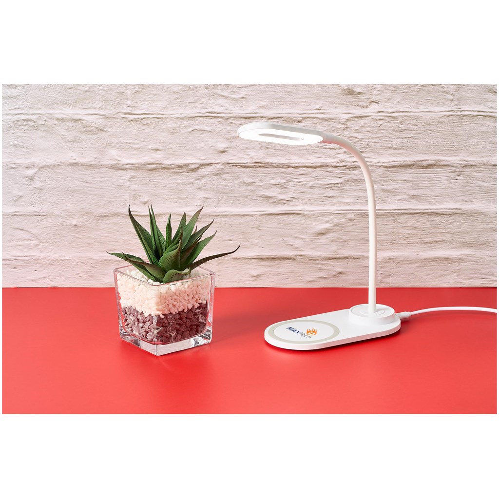 Swiss Cougar Doha Wireless Charger & Desk Lamp - Image 3