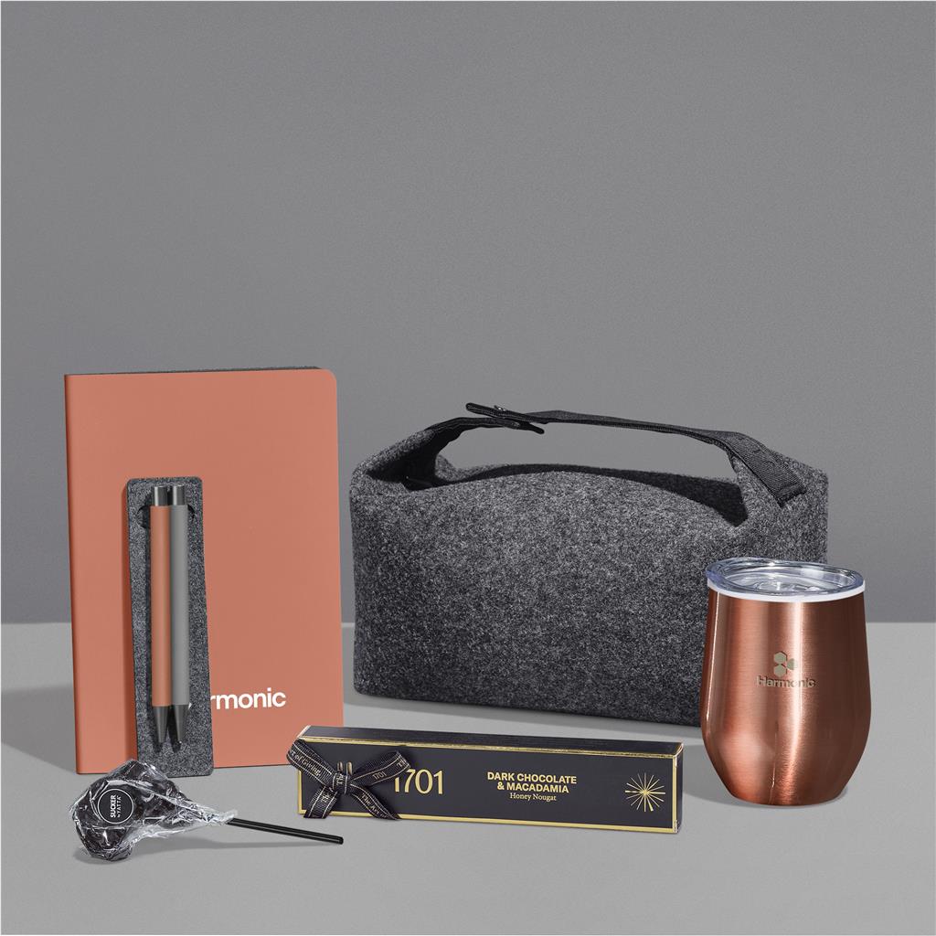 Yatta Luxe Lines Hamper - Image 2